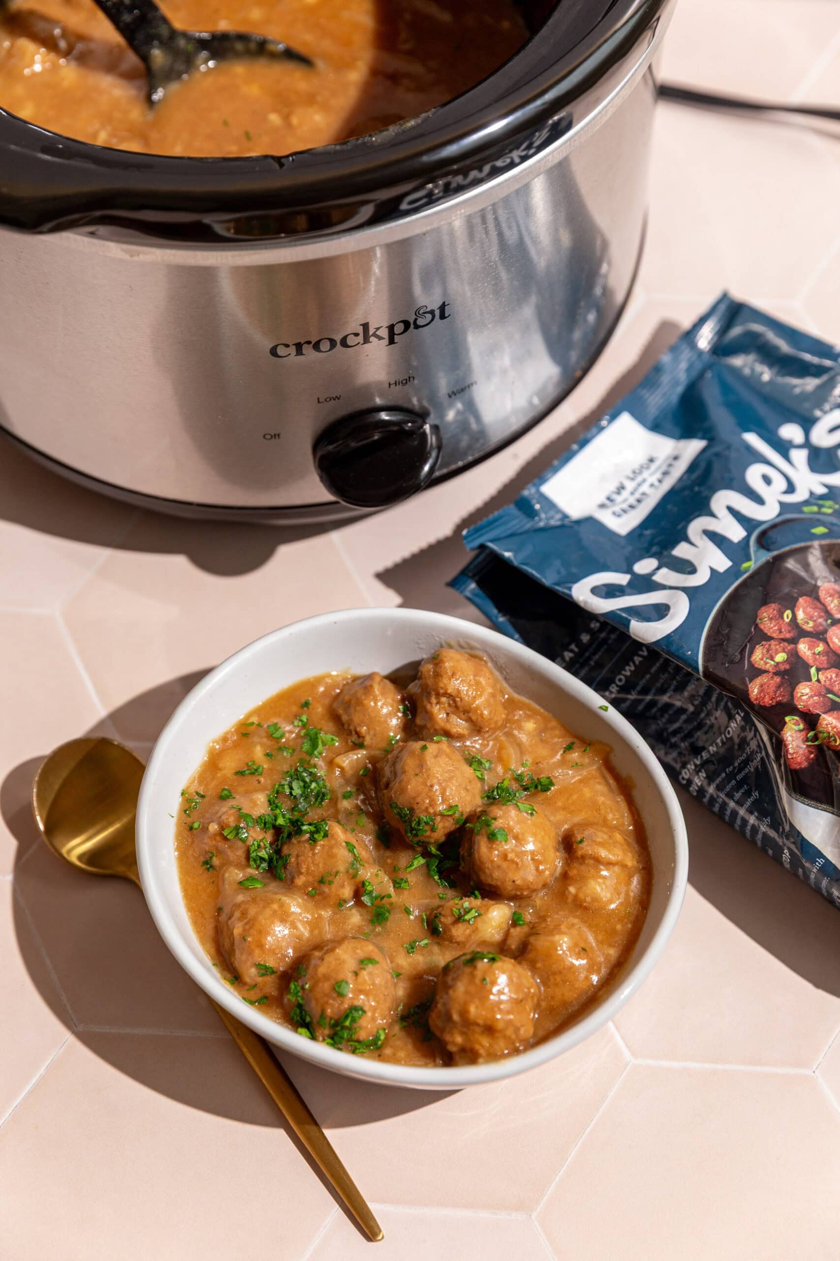 crockpot french onion meatball soup 3